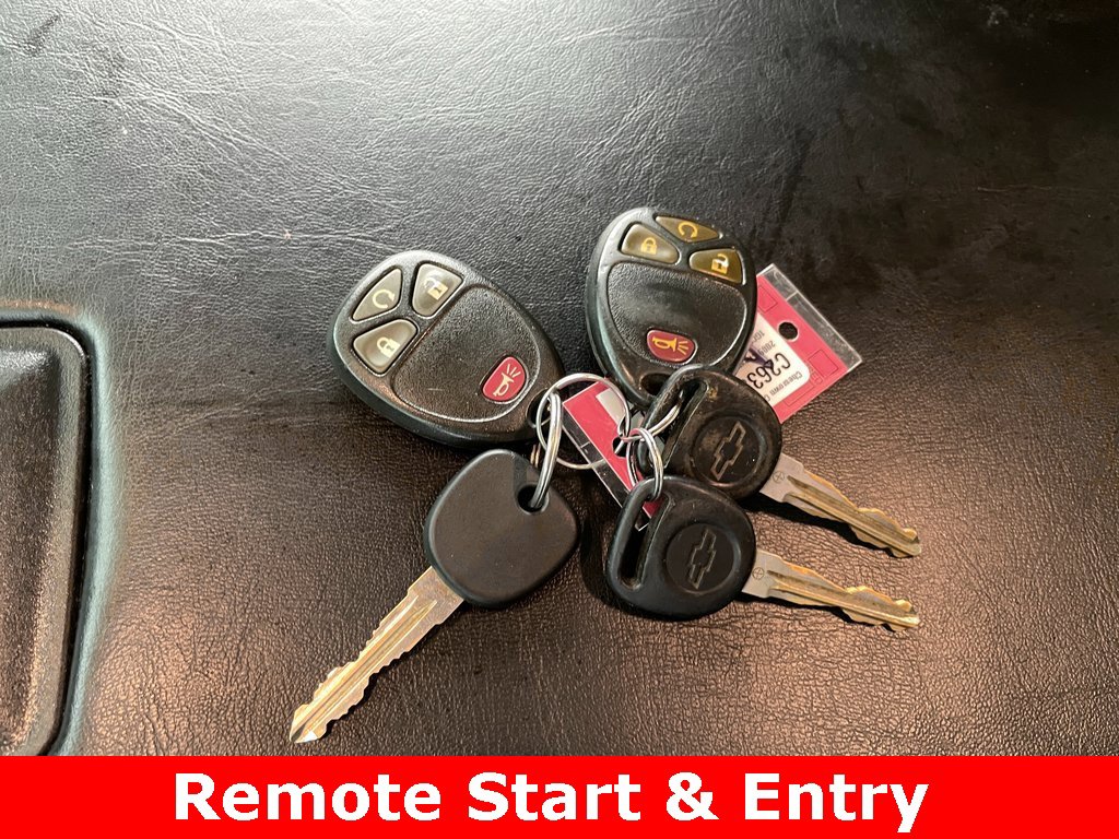 Used 2009 Chevrolet Silverado 2500 LT w/ Exterior Plus Package image 4