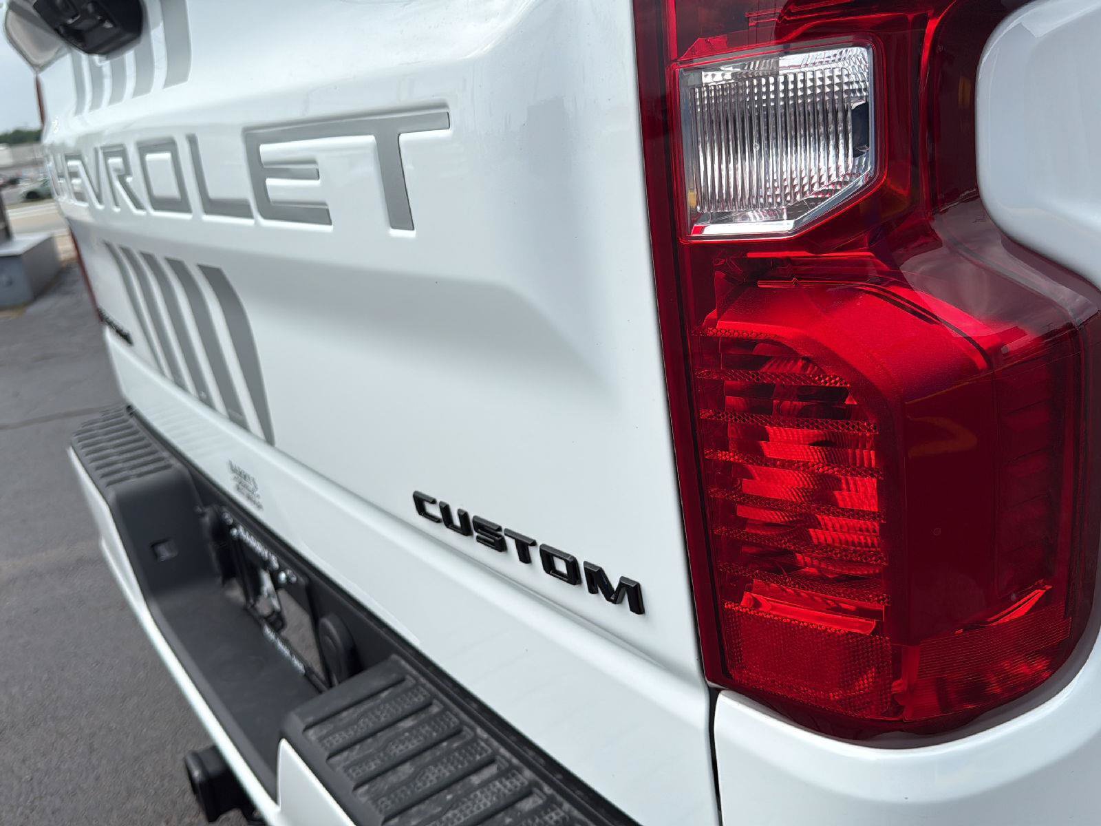 New 2026 Chevrolet Silverado 1500 Custom AWD/4WD image 26