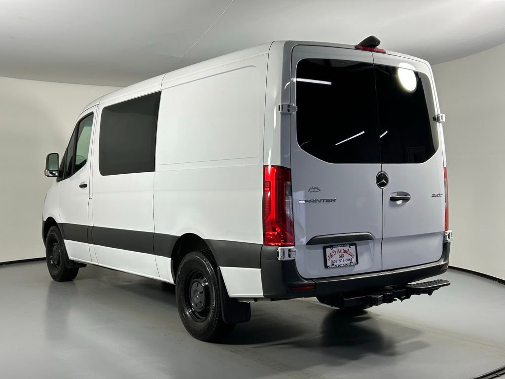 Used 2024 Mercedes-Benz Sprinter 2500 image 5