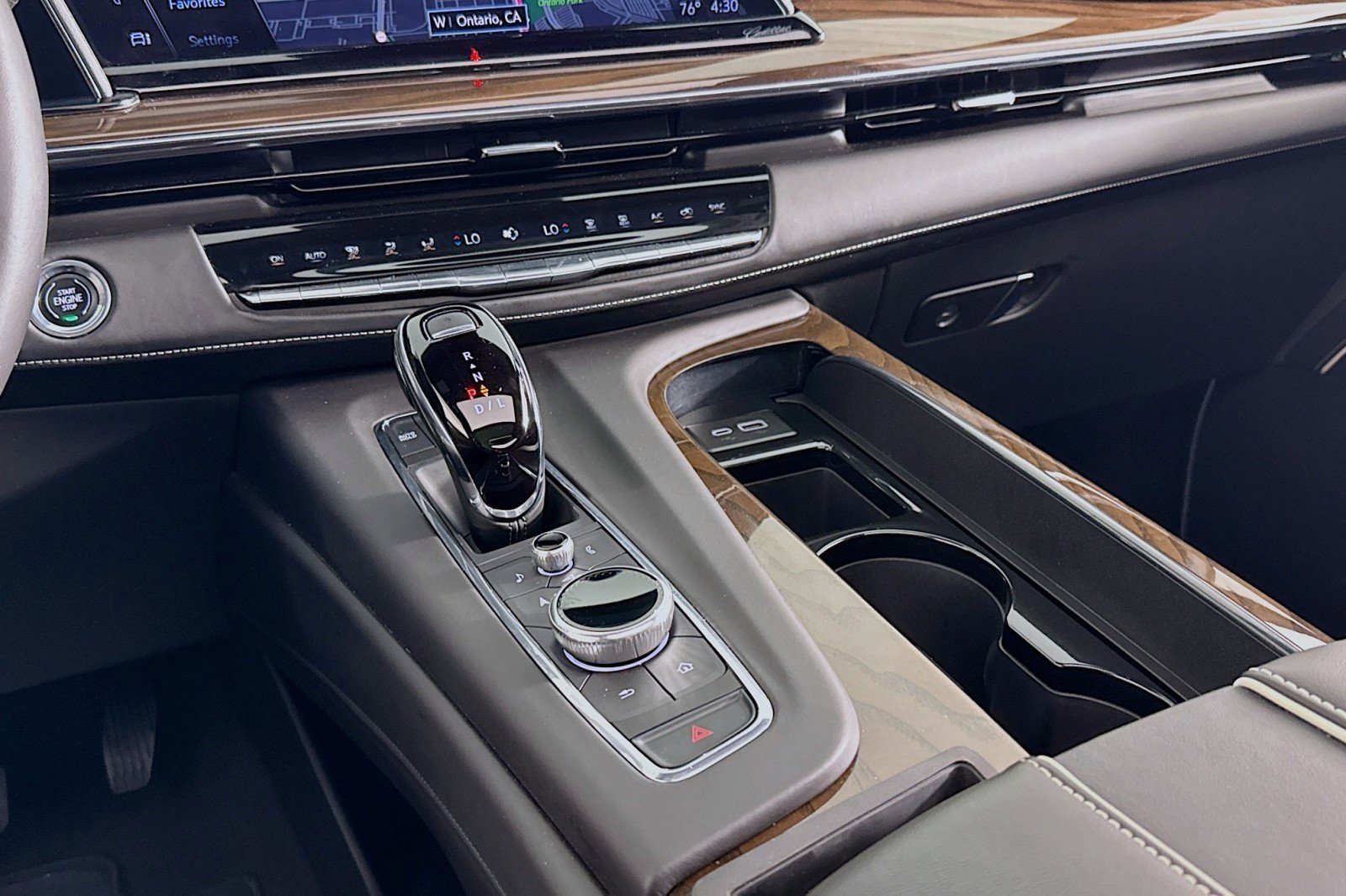 Used 2023 Cadillac Escalade Sport Platinum image 5