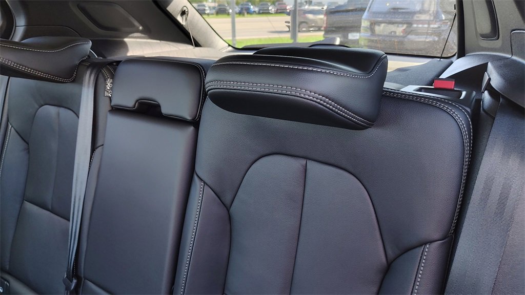 New 2026 Volvo XC40 B5 Plus w/ Protection Package Premier image 26