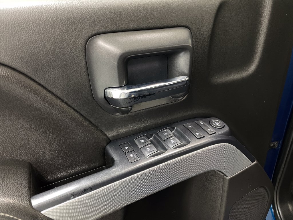 Used 2019 Chevrolet Silverado 1500 LT w/ All Star Edition AWD/4WD image 23