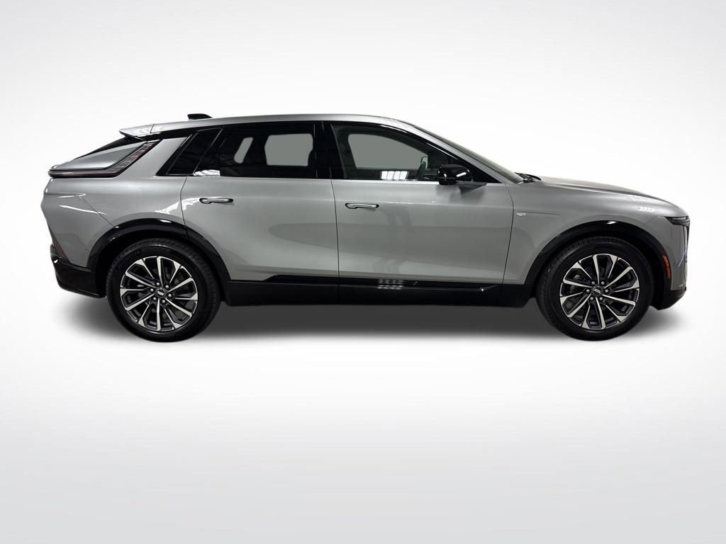 New 2026 Cadillac Lyriq Premium Sport w/ LPO, Floor Liner Package image 20