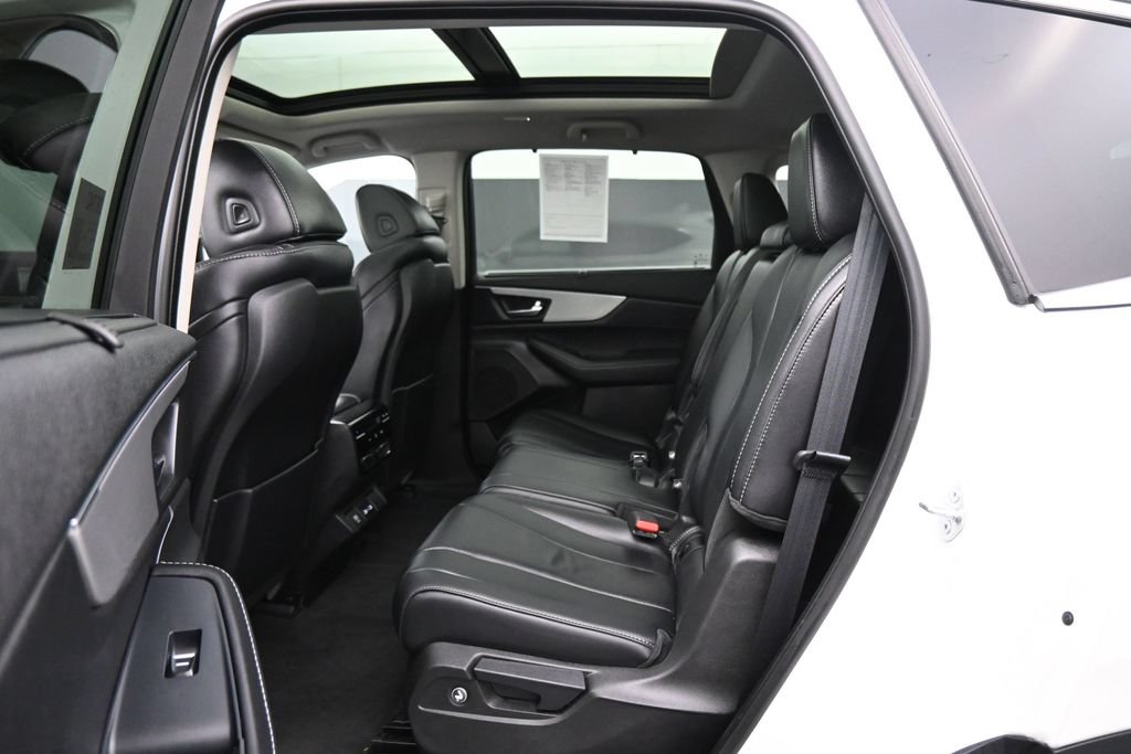 Used 2023 Acura MDX w/ Technology Package AWD/4WD image 21