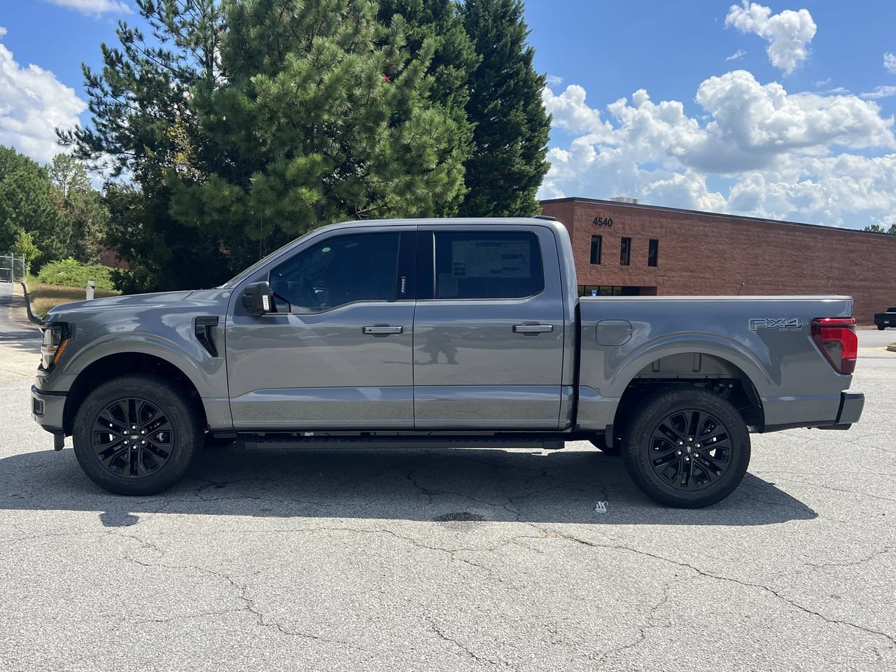 New 2026 Ford F150 XLT w/ Equipment Group 302A MID AWD/4WD image 21