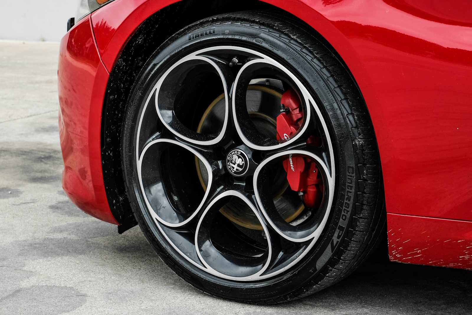 Used 2022 Alfa Romeo Giulia Ti AWD/4WD image 56