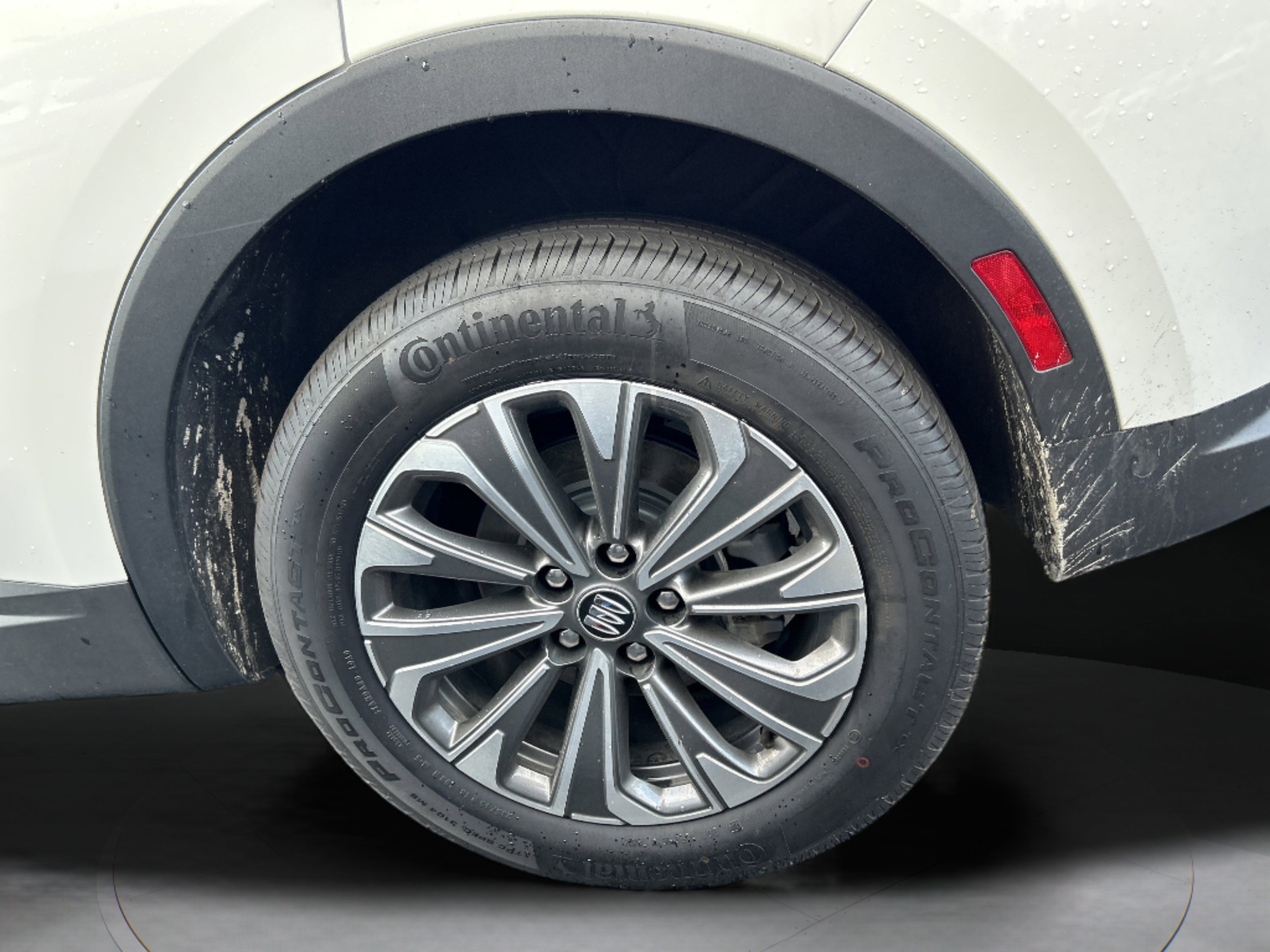 Used 2024 Buick Envision Preferred image 10