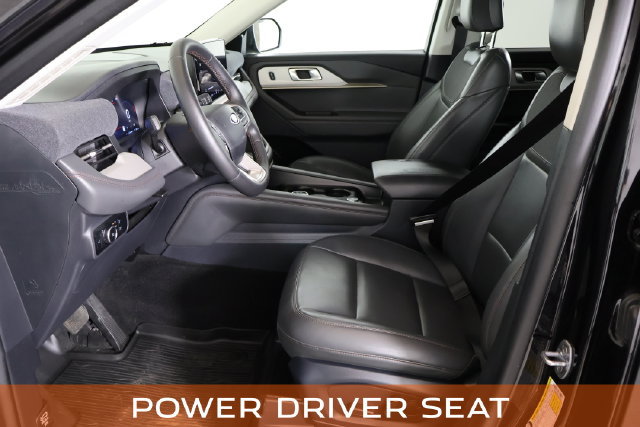 Used 2025 Ford Explorer Active w/ Active Comfort Package AWD/4WD image 24