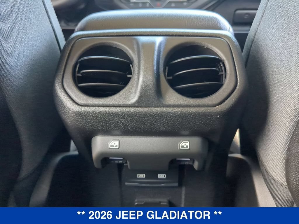Used 2026 Jeep Gladiator Rubicon AWD/4WD image 16