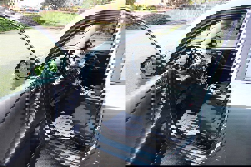 Used 2012 MAZDA MAZDA3 i Touring image 5