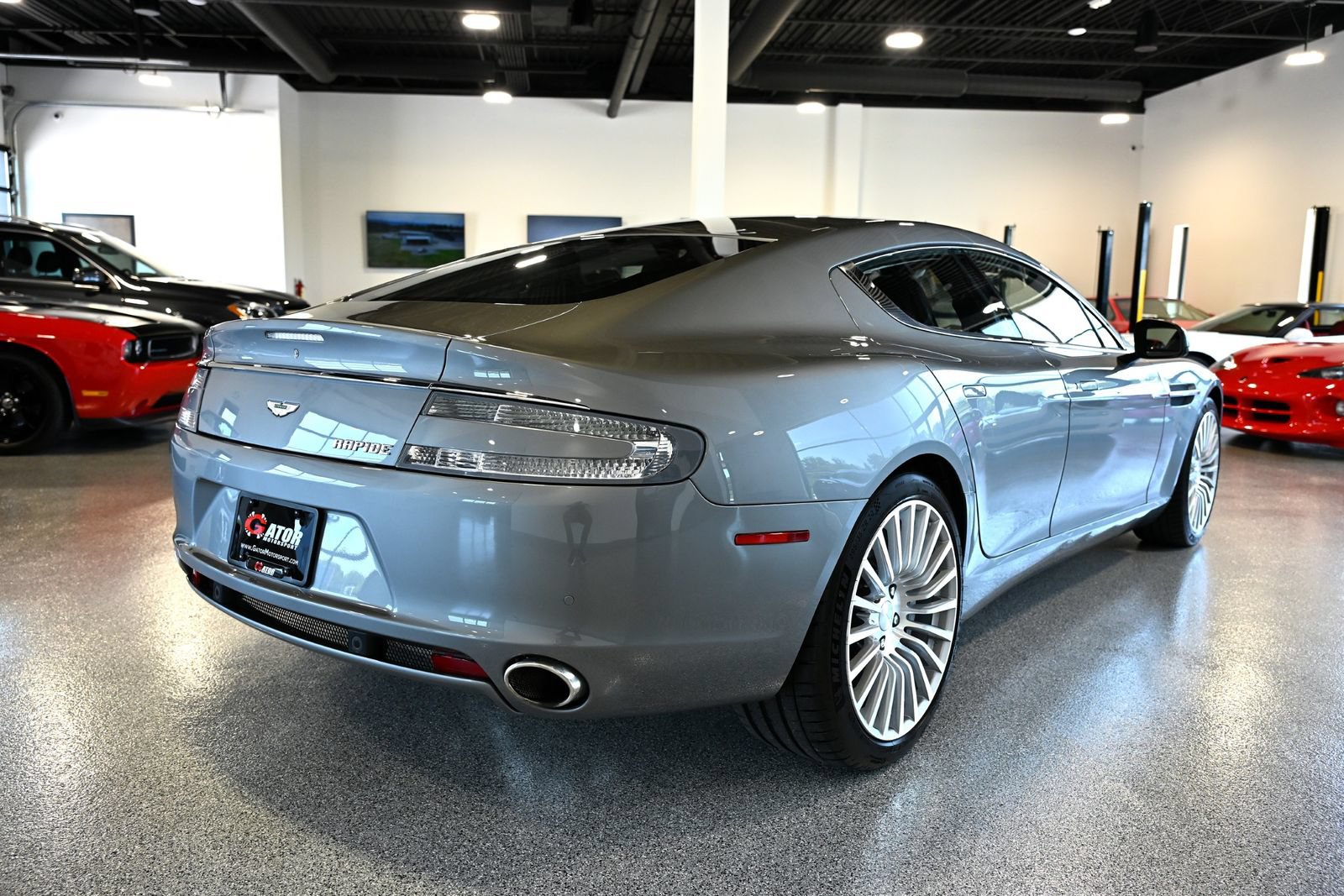 Used 2011 Aston Martin Rapide RWD image 5