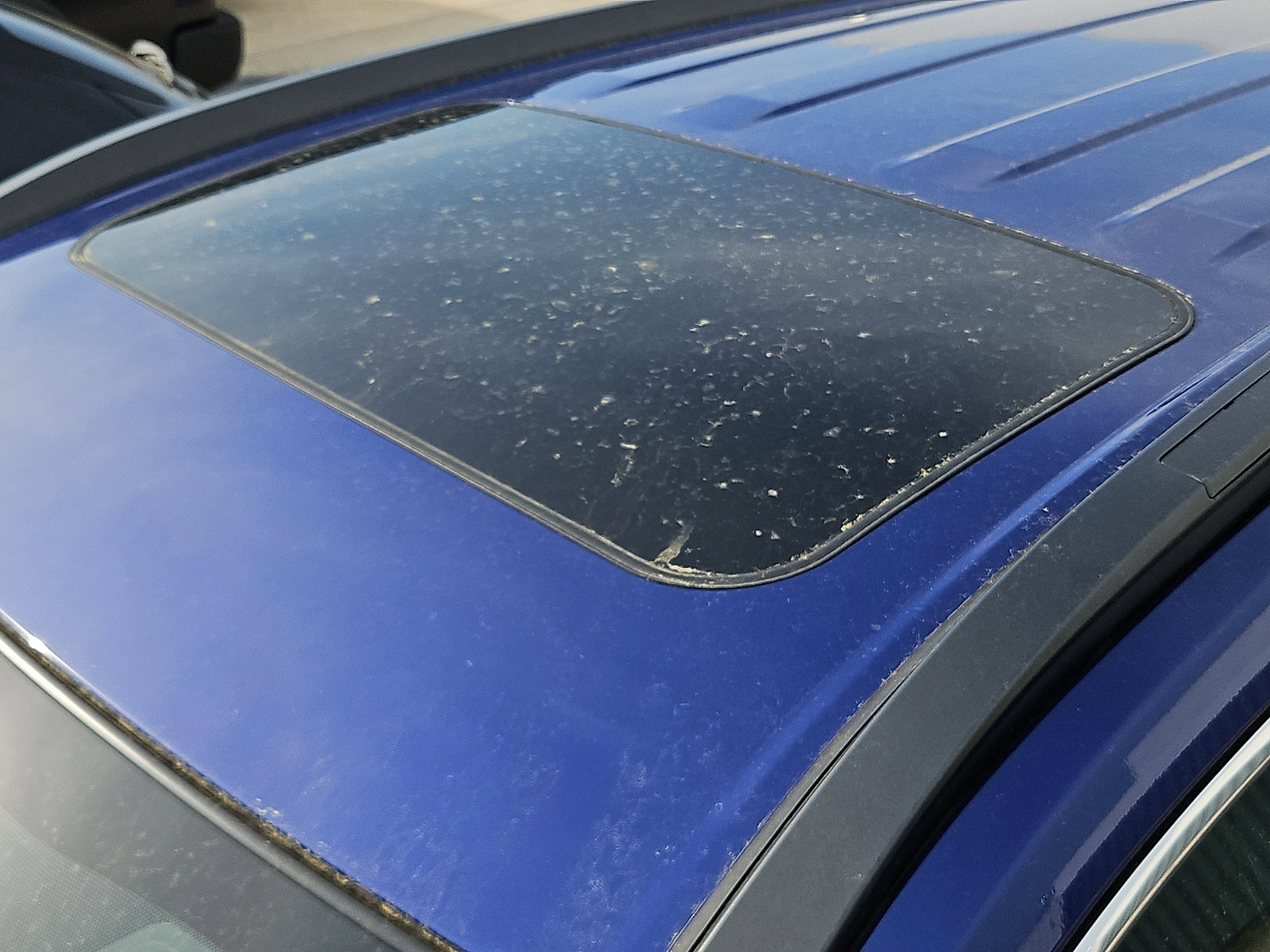 Used 2023 Toyota Corolla Cross XLE w/ Convenience Package image 6