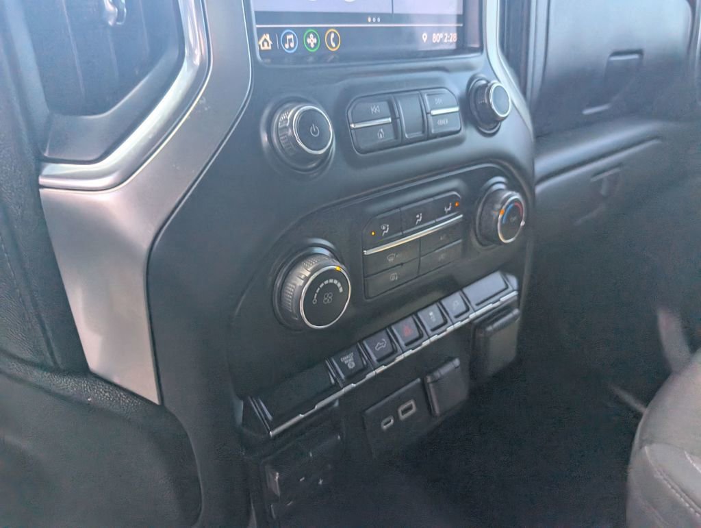 Used 2021 Chevrolet Silverado 2500 LT image 22