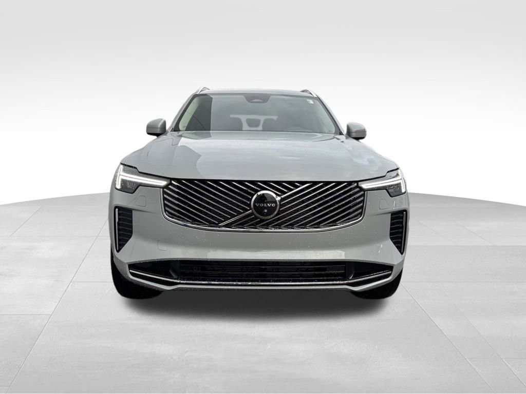 New 2026 Volvo XC90 B6 Ultra w/ Protection Package AWD/4WD image 8