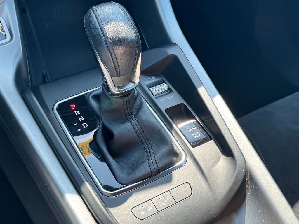 Used 2024 Dodge Hornet R/T Plus AWD/4WD image 26