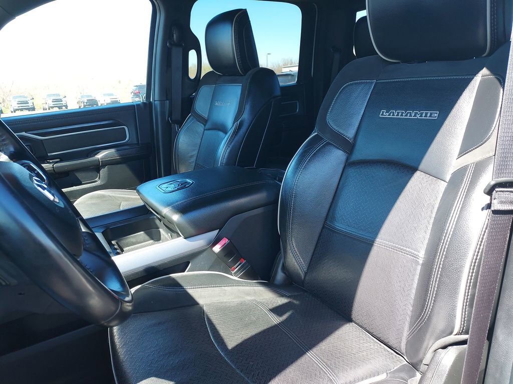 Used 2024 RAM 3500 Laramie w/ Night Edition AWD/4WD image 17