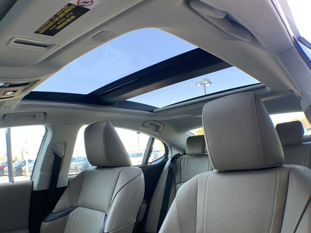 Certified 2021 Lexus ES 350 Ultra Luxury image 22