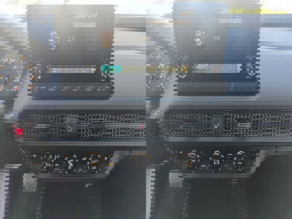 Used 2025 Honda HR-V Sport image 17