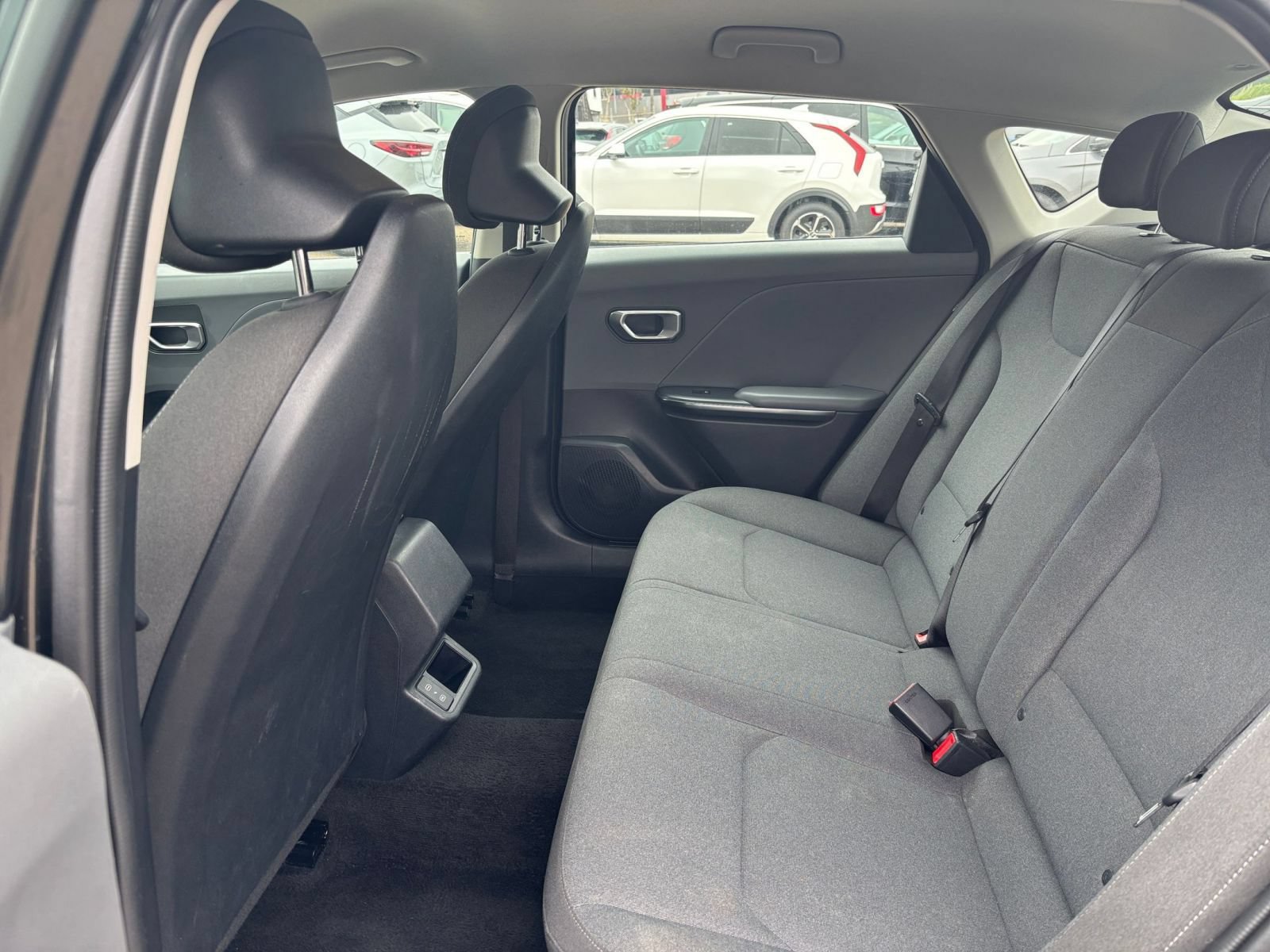 Used 2025 Kia K4 FWD image 24