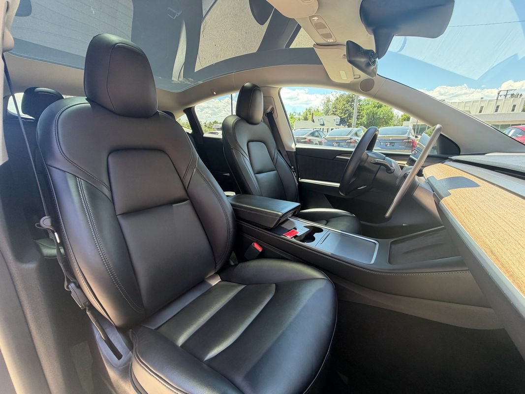 Used 2023 Tesla Model Y Long Range AWD/4WD image 4