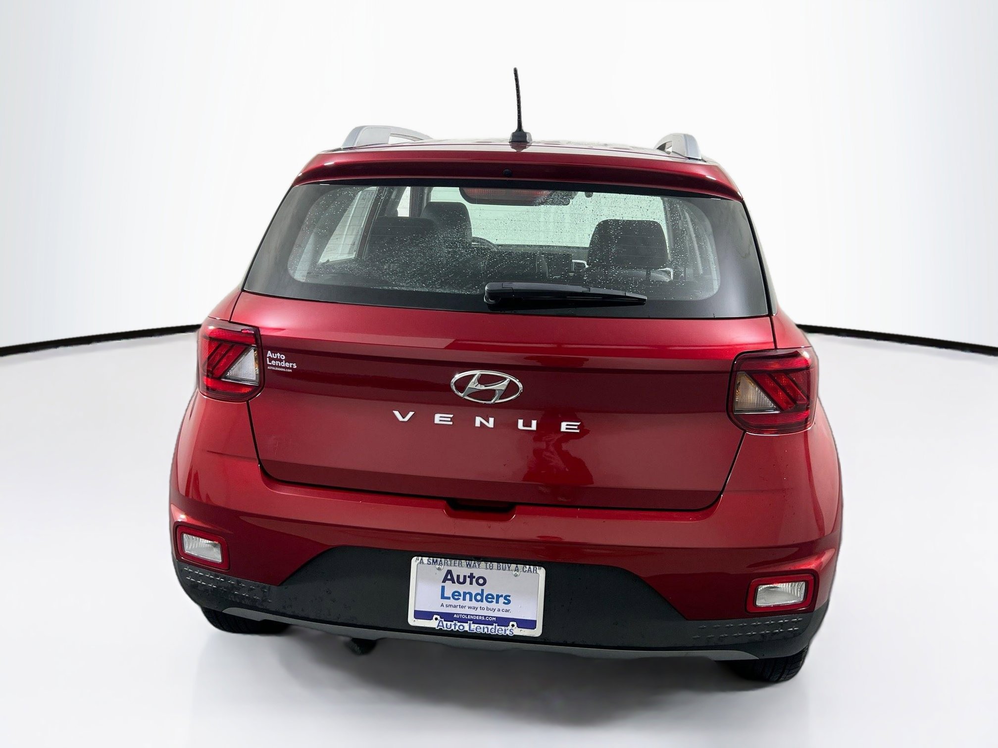 Used 2024 Hyundai Venue Limited image 6