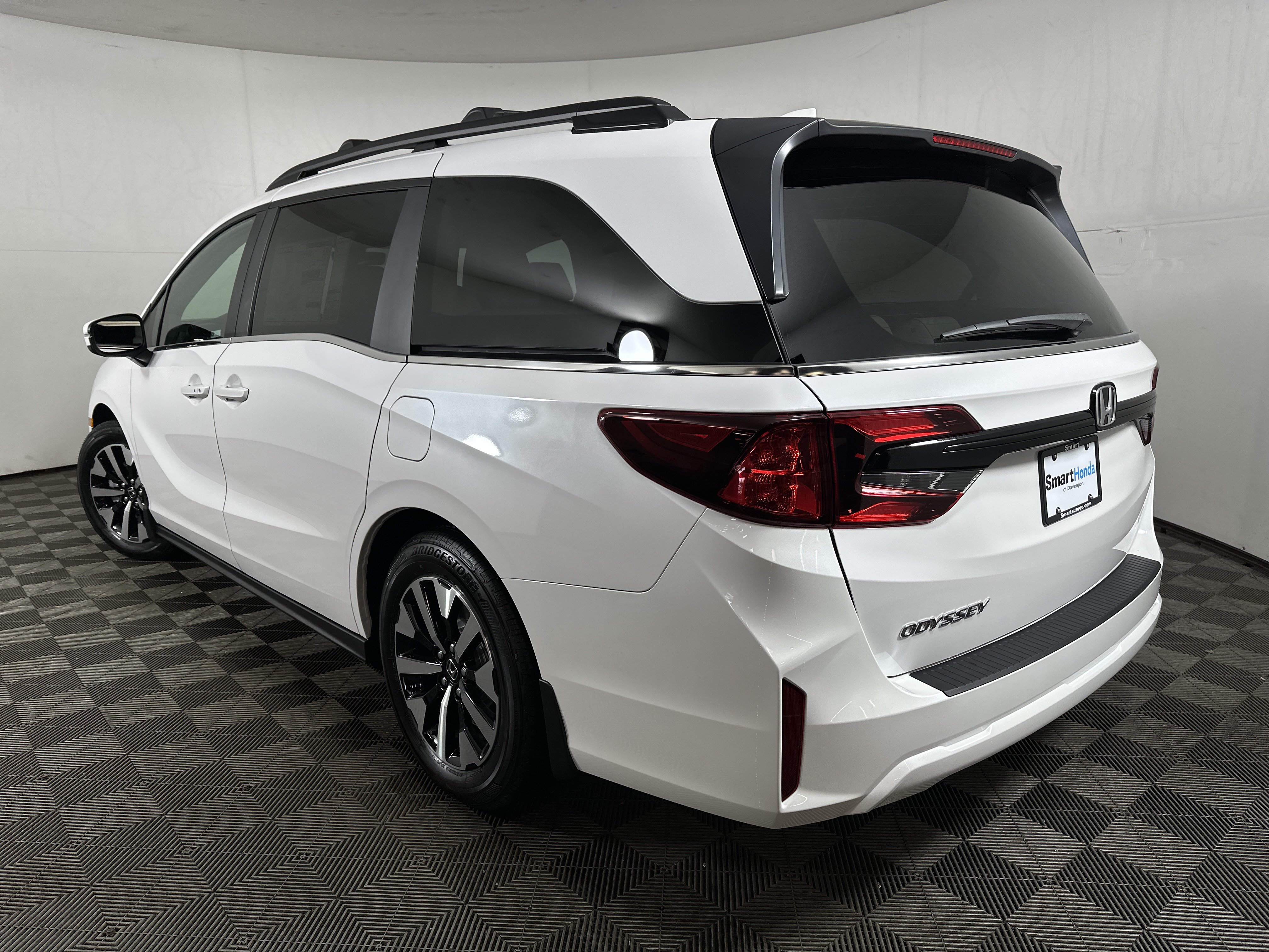 New 2026 Honda Odyssey EX-L image 5