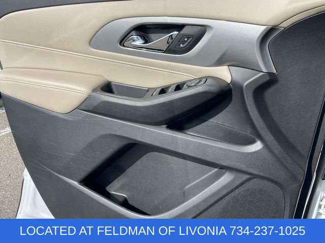 Used 2023 Chevrolet Traverse LS image 21