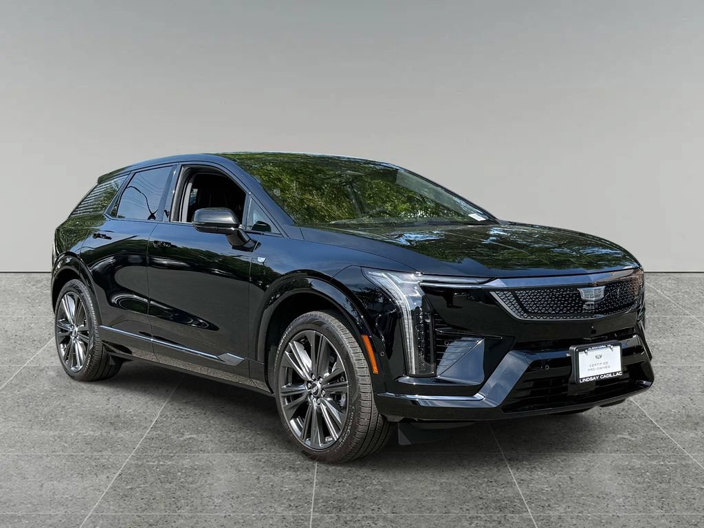 Used 2026 Cadillac Optiq Sport 2 w/ LPO, Floor Liner Package RWD image 9