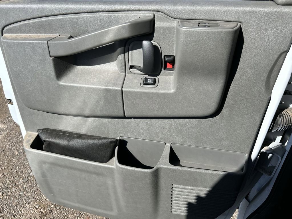 New 2025 GMC Savana 3500 w/ Power Convenience Package image 21