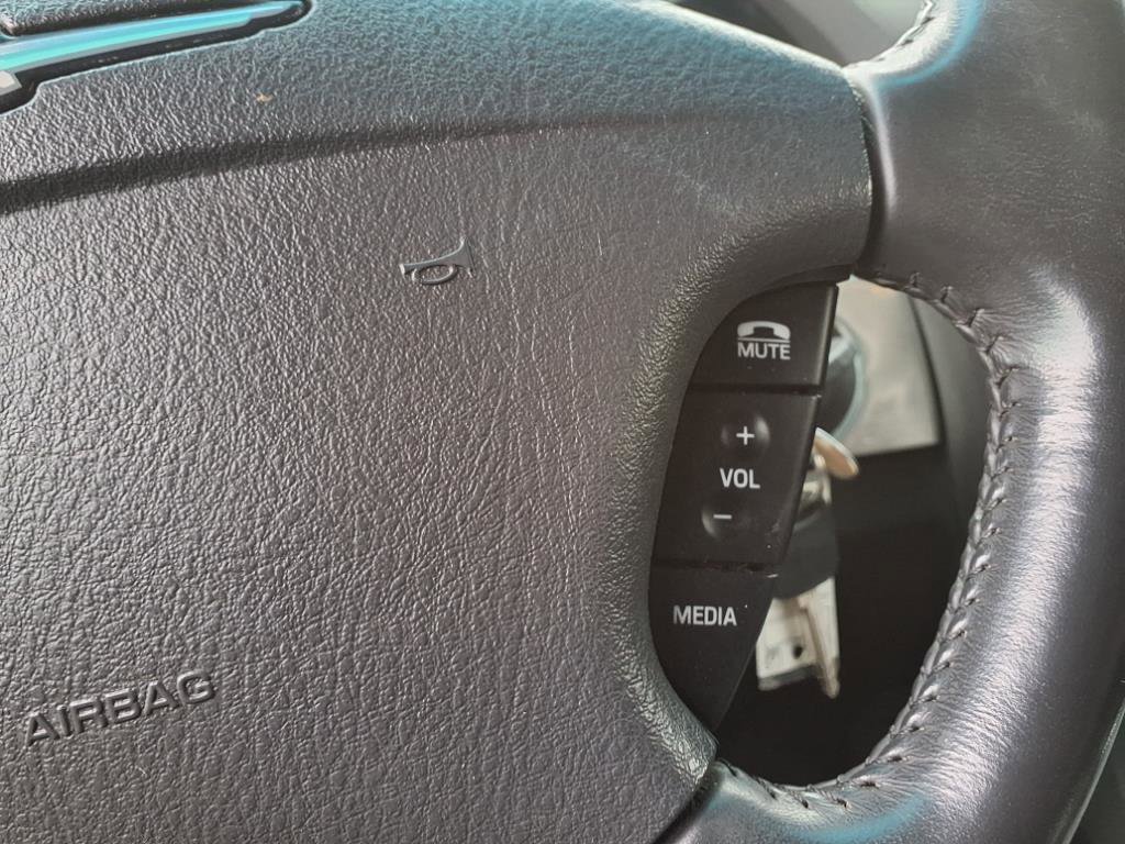 Used 2002 Ford Thunderbird Deluxe image 14