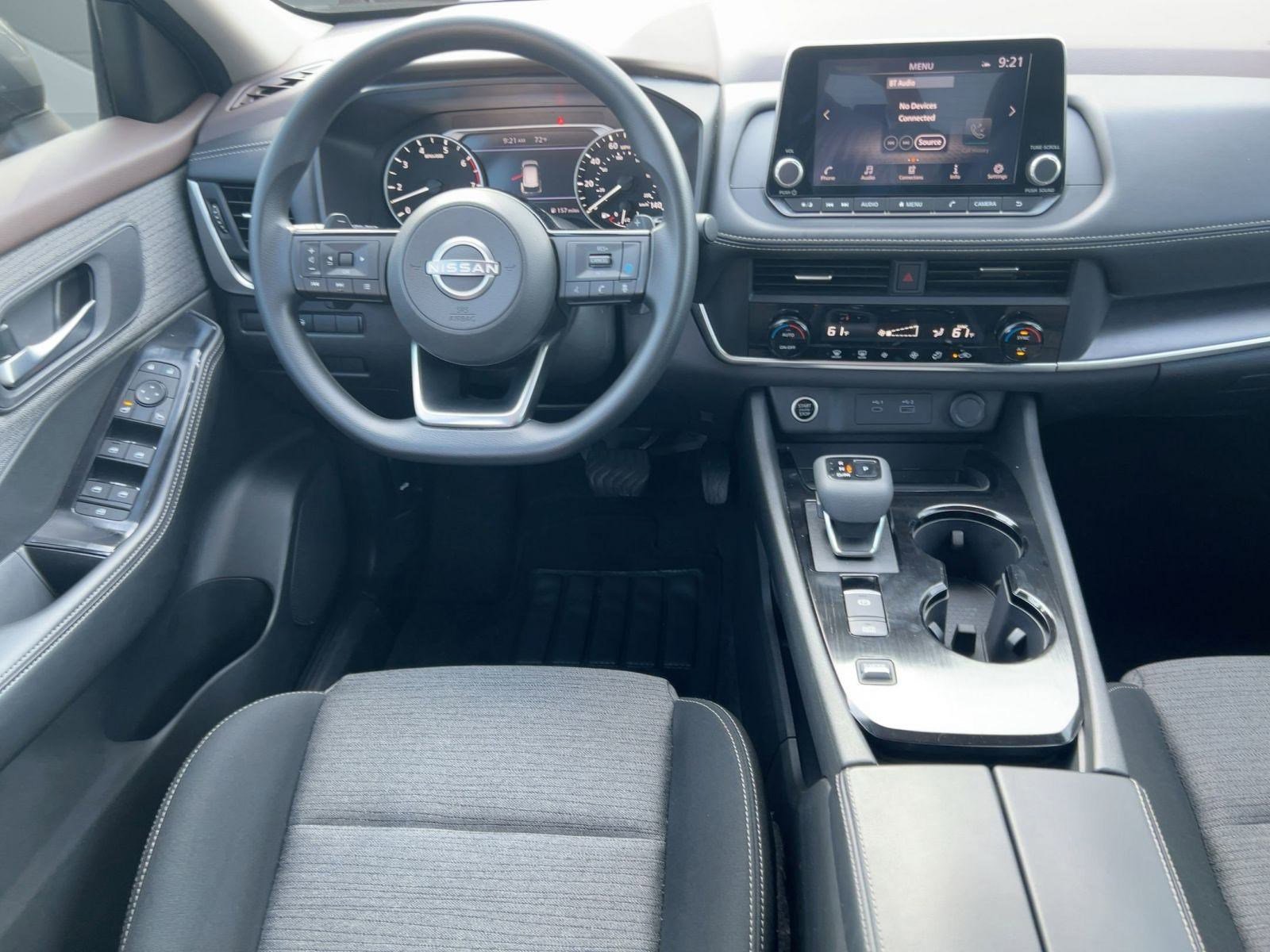 Used 2023 Nissan Rogue SV image 27