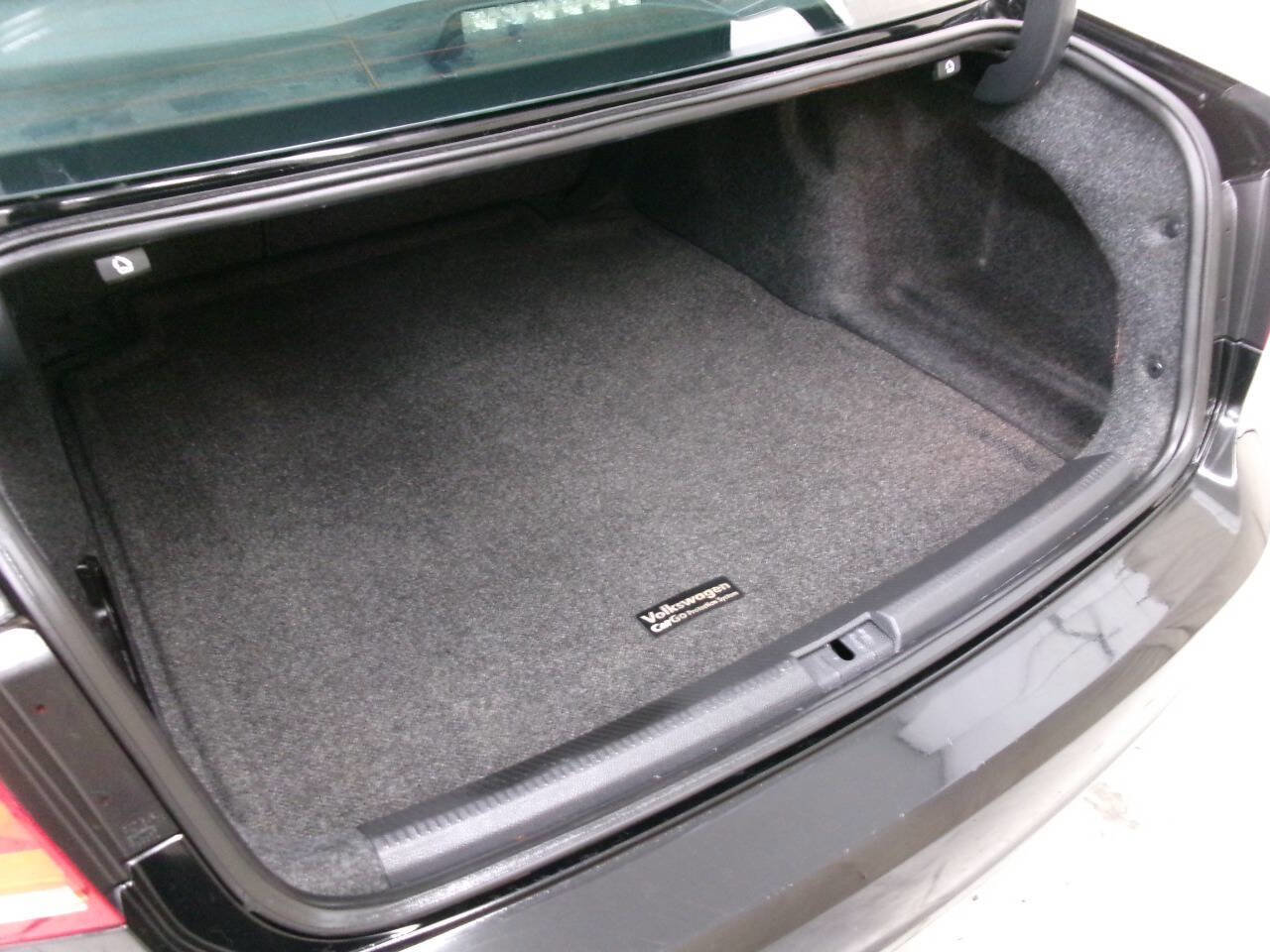 Used 2014 Volkswagen Passat 2.5 SE FWD image 28