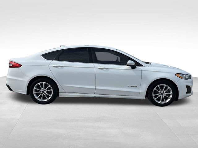 Used 2019 Ford Fusion SE image 8