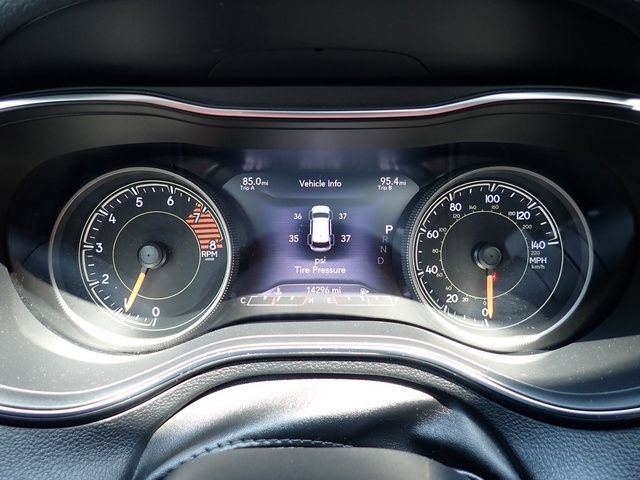Used 2019 Jeep Cherokee High Altitude AWD/4WD image 29