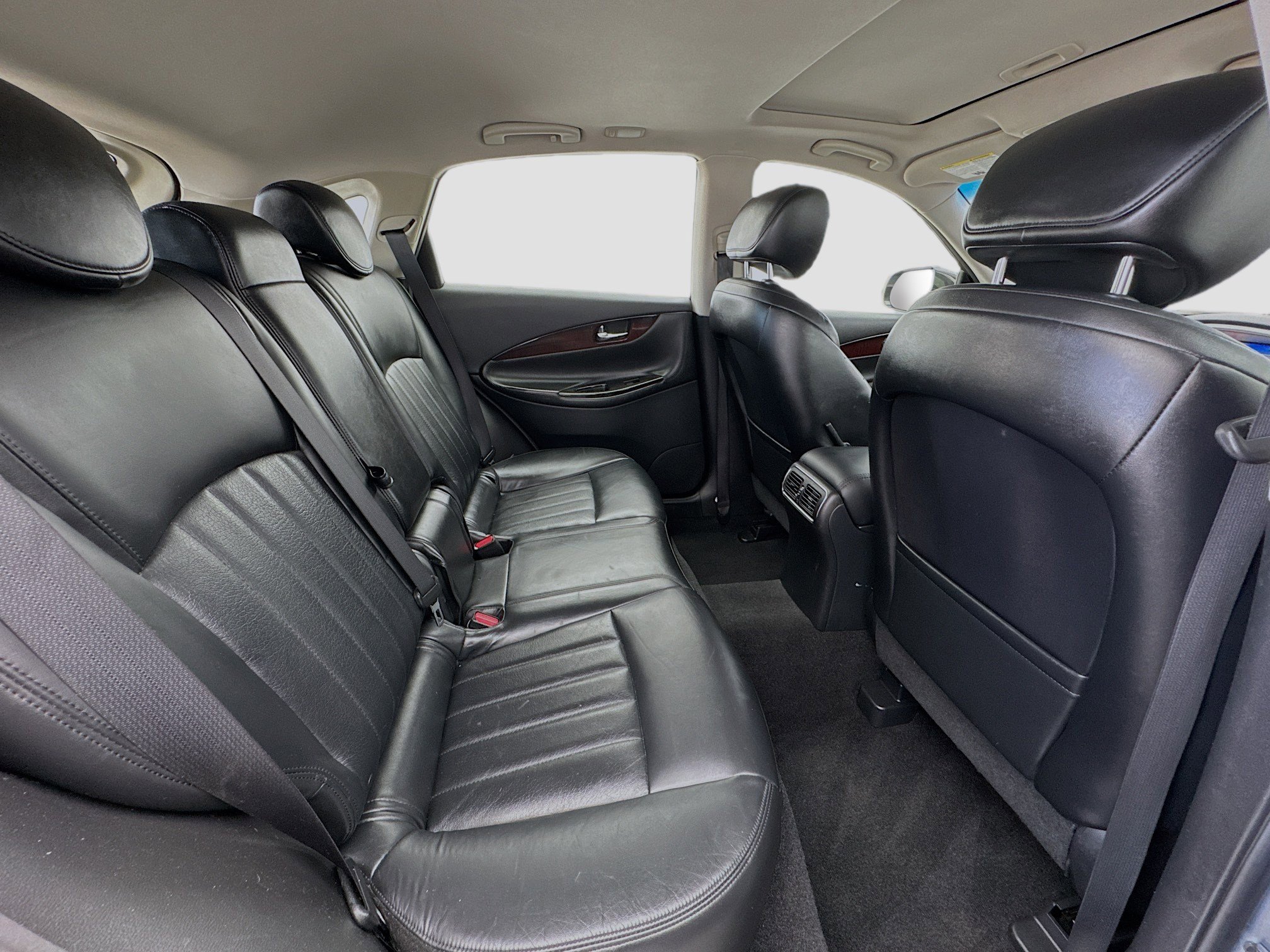 Used 2017 INFINITI QX50 2WD w/ Premium Plus Package image 19