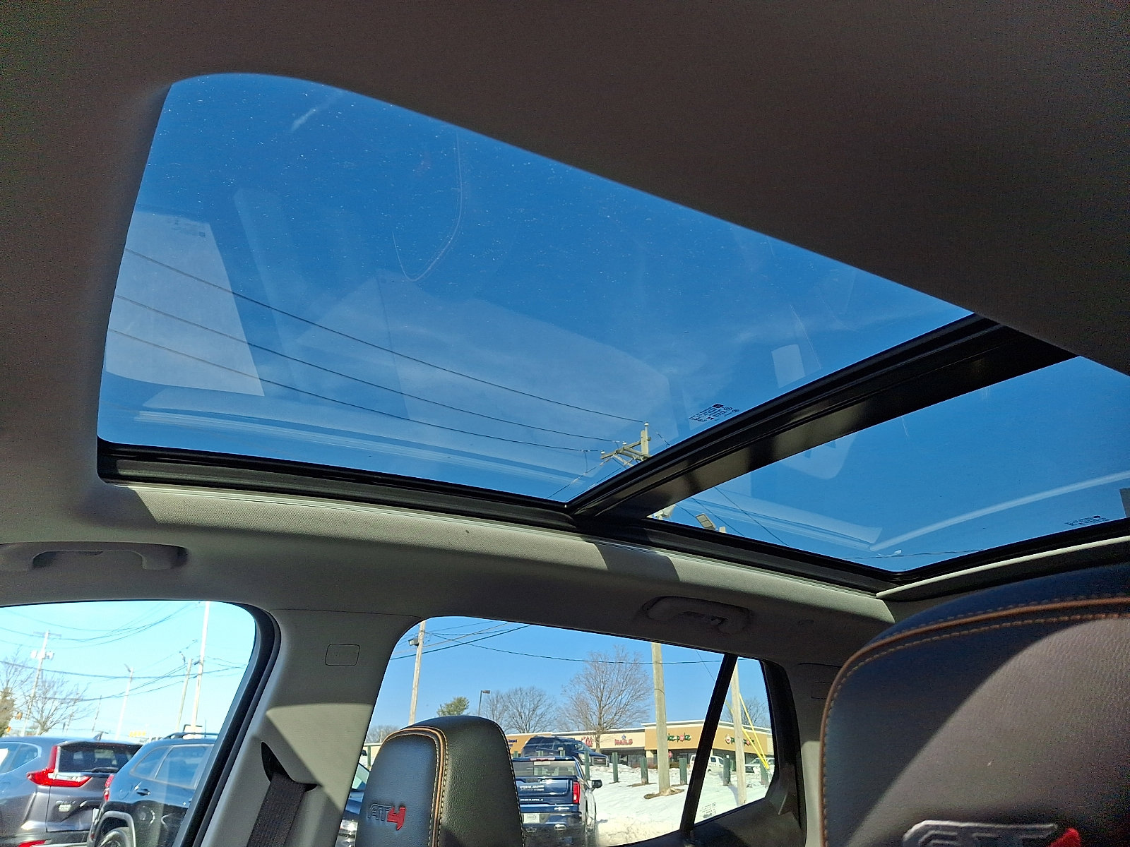 Used 2024 GMC Terrain AT4 image 14