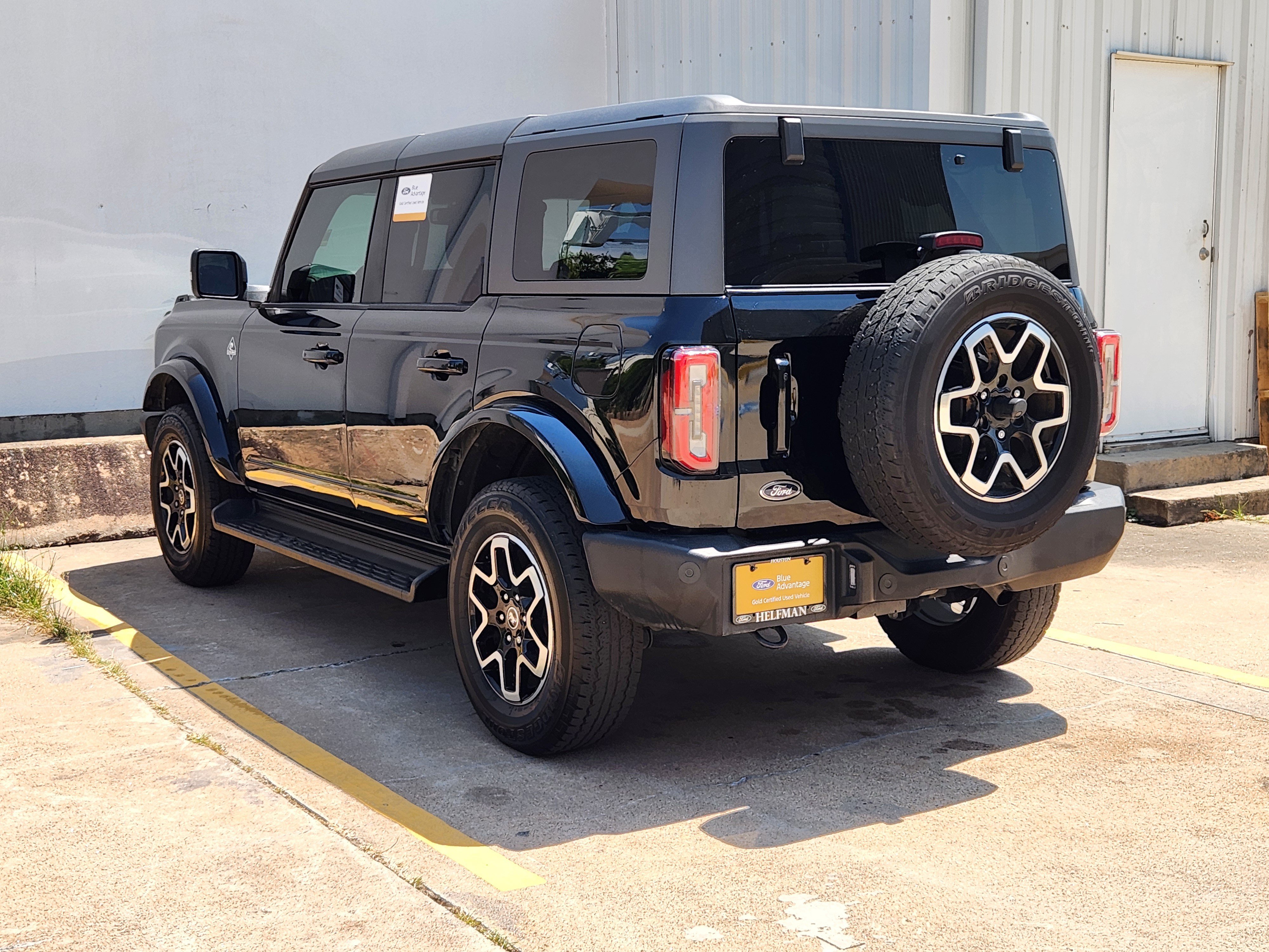 Used 2025 Ford Bronco Outer Banks AWD/4WD image 4