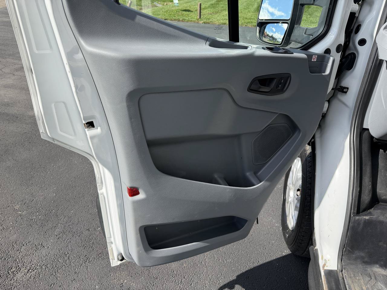 Used 2019 Ford Transit 350 138 RWD image 16