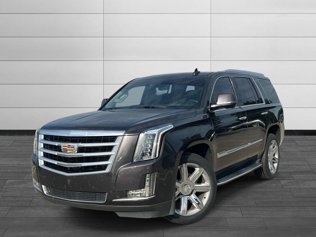 Used 2017 Cadillac Escalade Premium Luxury RWD image 1