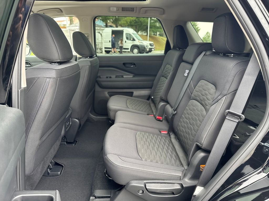 New 2026 Nissan Pathfinder SV w/ SV Premium Package image 26