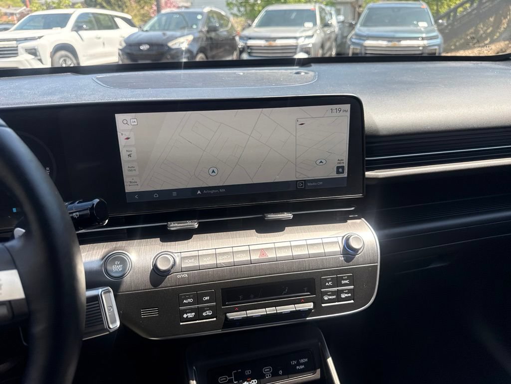 Certified 2024 Hyundai Kona Limited FWD image 30