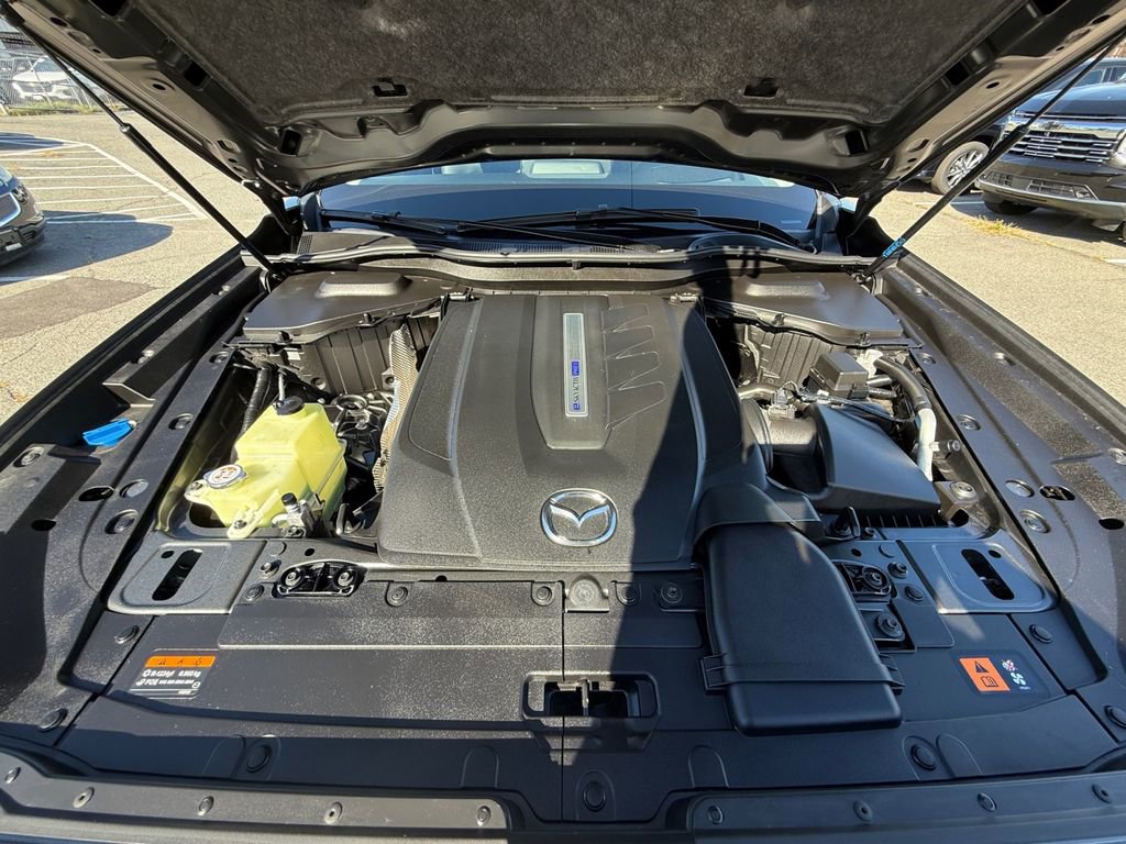 Used 2024 MAZDA CX-90 Plug-In Hybrid w/ Premium Pkg image 29