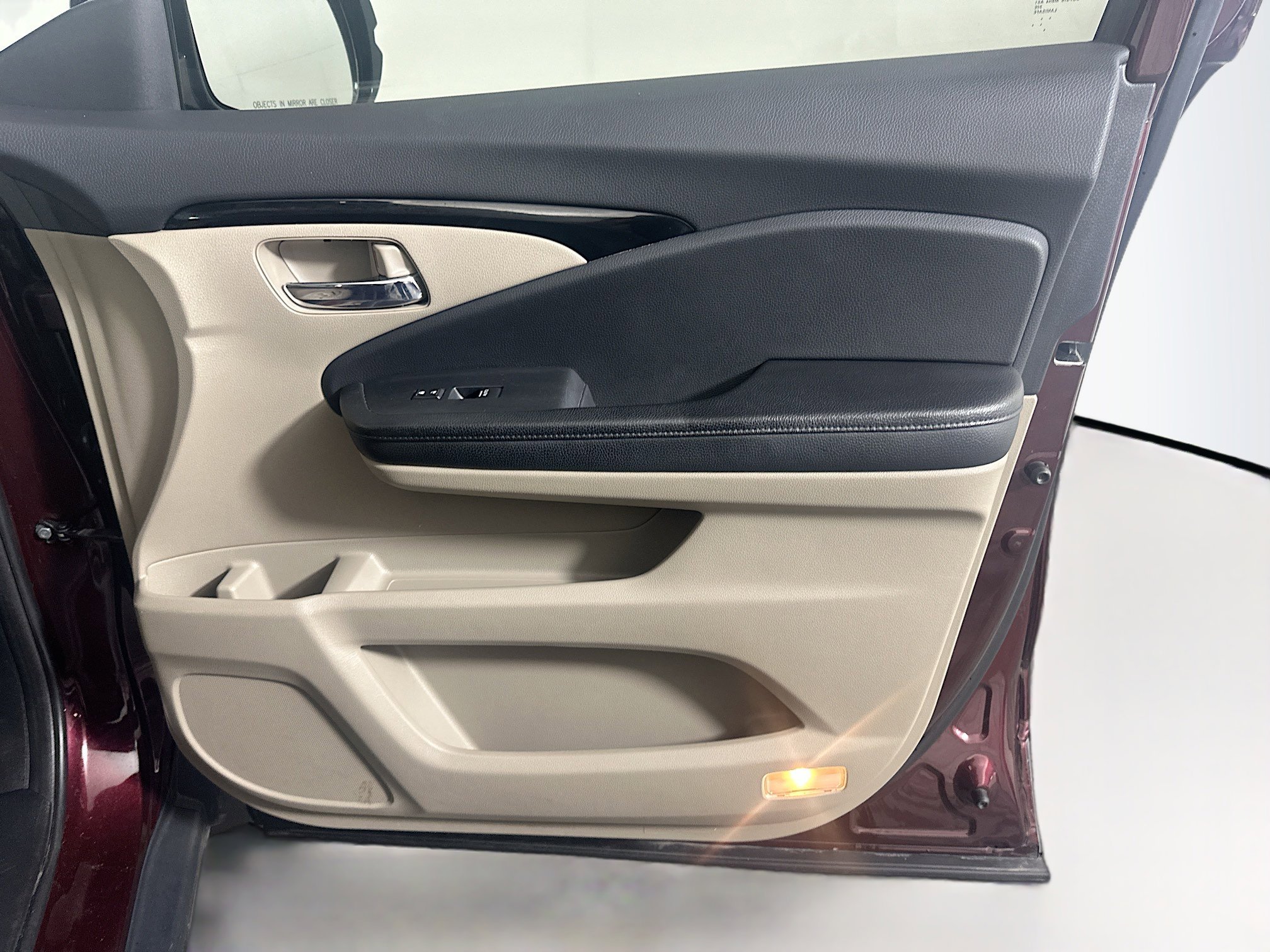 Used 2017 Honda Pilot Touring image 35