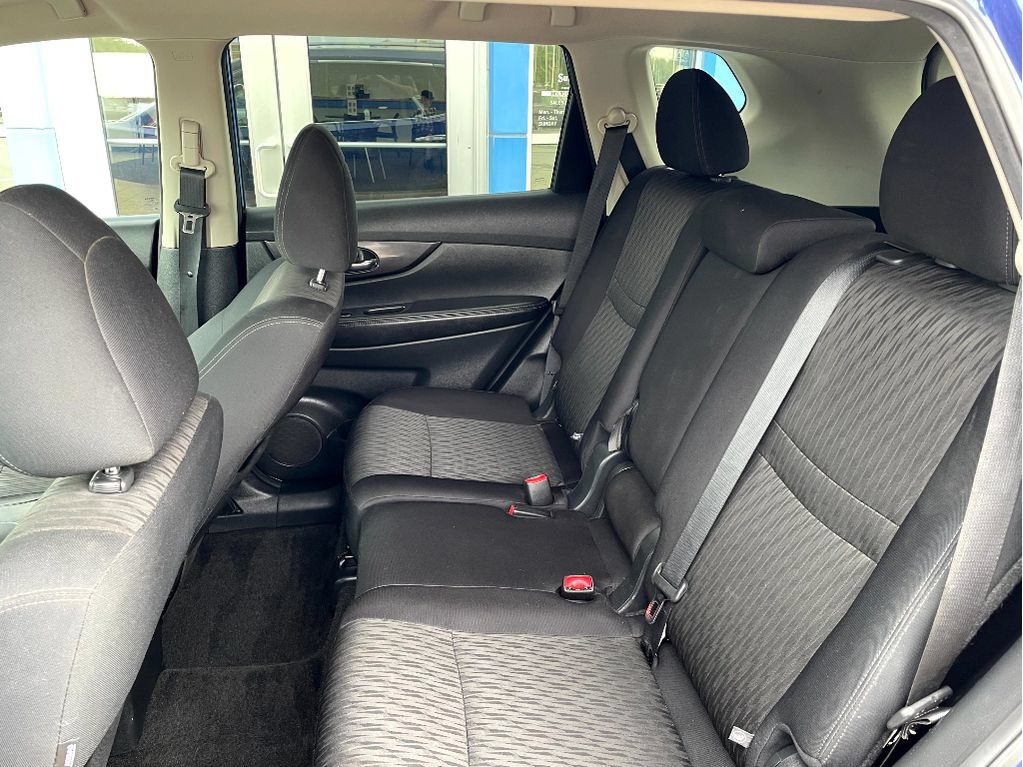 Used 2019 Nissan Rogue SV AWD/4WD image 9