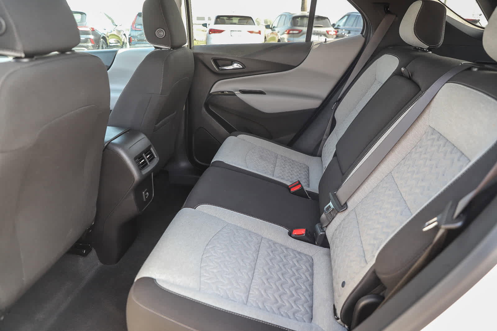 Used 2022 Chevrolet Equinox LT image 12