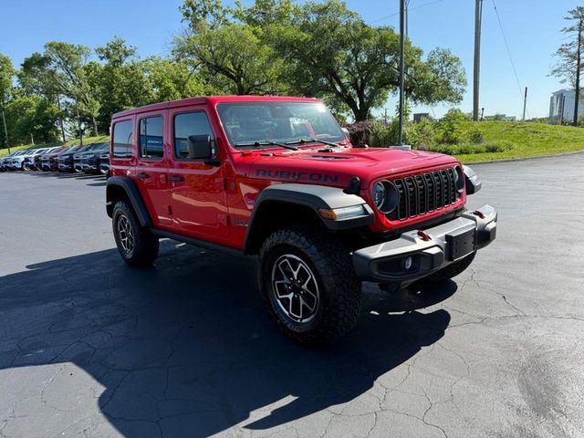 Used 2025 Jeep Wrangler Unlimited Rubicon AWD/4WD image 8