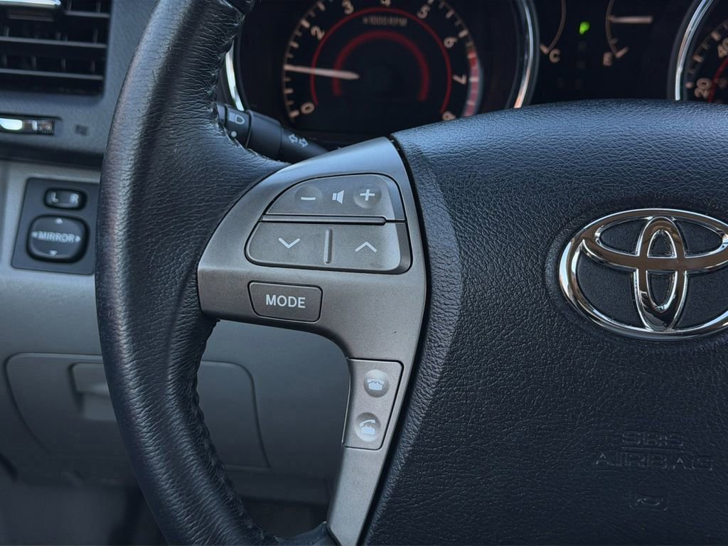 Used 2008 Toyota Highlander Limited image 17