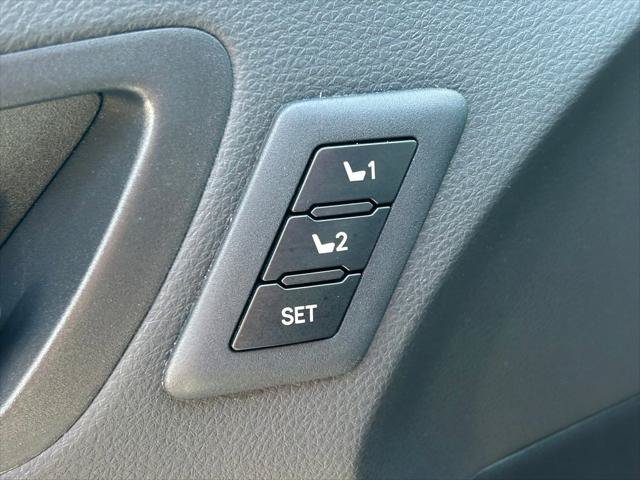 Certified 2025 Toyota Sienna XSE w/ XSE Premium Package AWD/4WD image 28