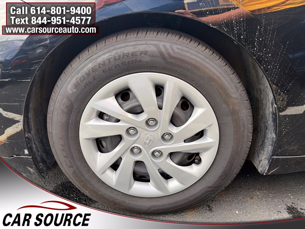 Used 2019 Hyundai Elantra SE FWD image 20