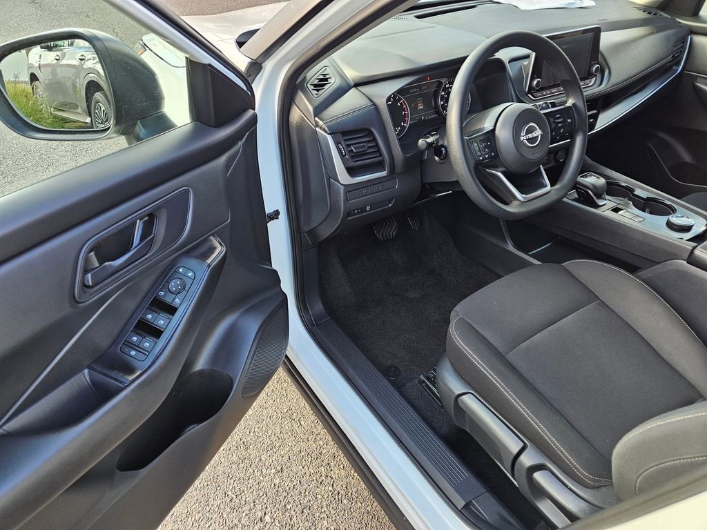 Certified 2024 Nissan Rogue S image 15